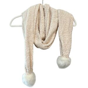 H&M Divided Soft Cream Textured Knit Scarf With Faux Fur Pom Poms NWT